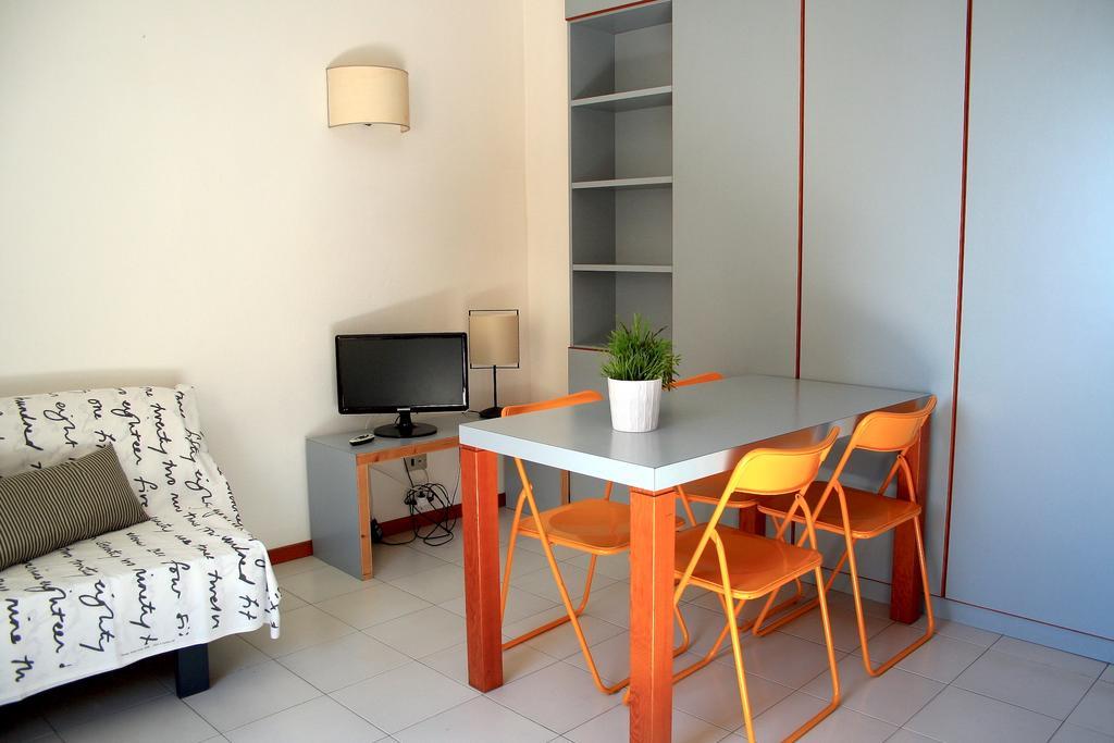 Casa Marina Apartment กาส์ตีจลิโอเน เดลลา เปสกายา ภายนอก รูปภาพ
