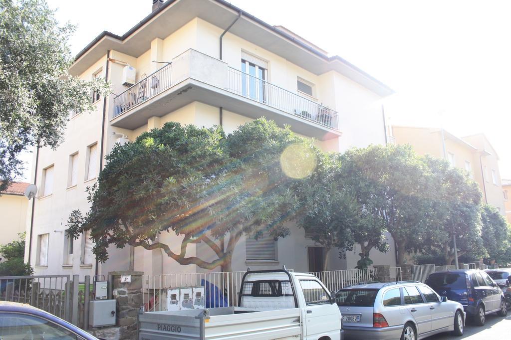 Casa Marina Apartment กาส์ตีจลิโอเน เดลลา เปสกายา ภายนอก รูปภาพ